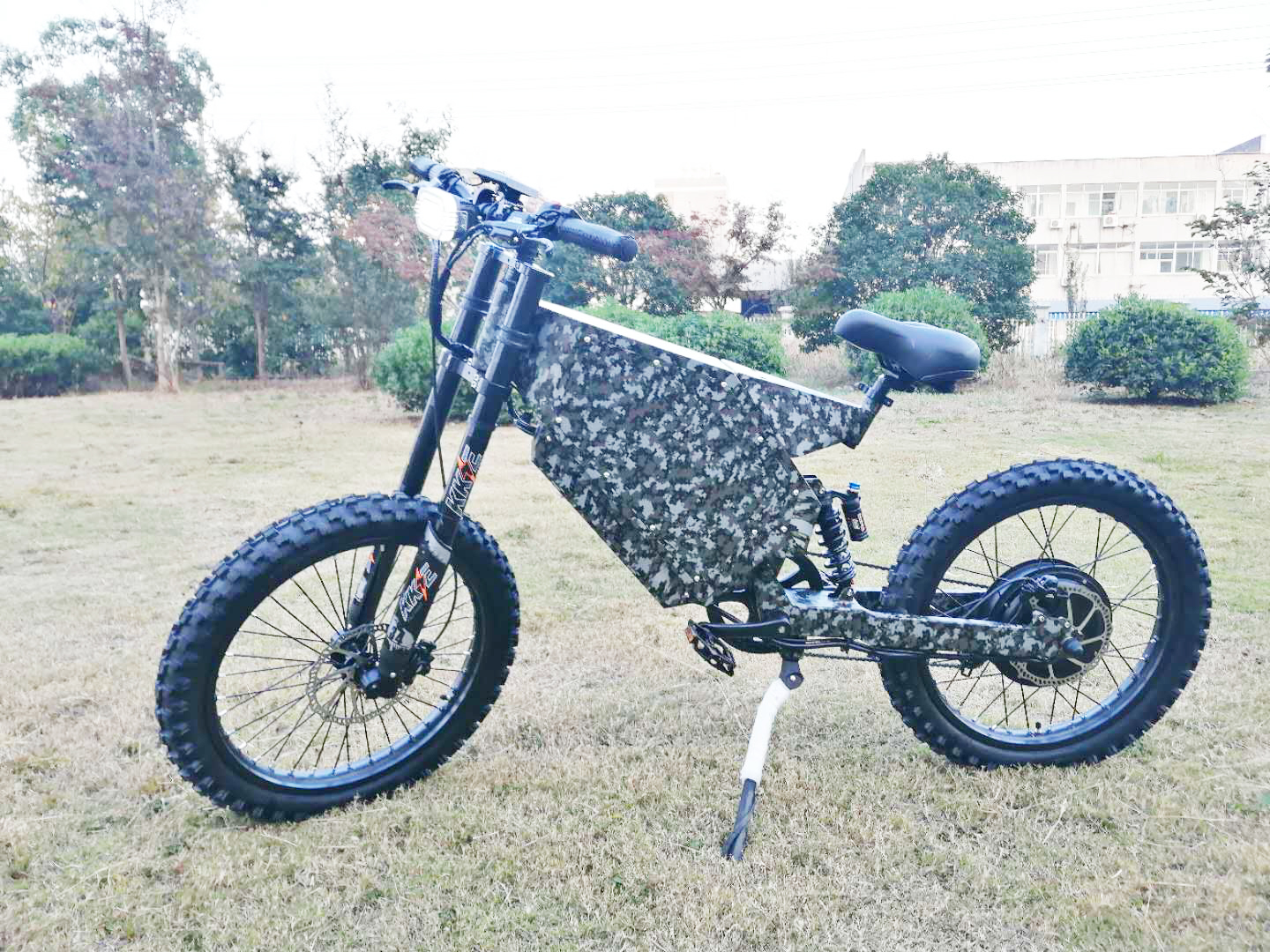 Brand New Terminator Camouflag - Mountain Biking Brands ulasan dan harga